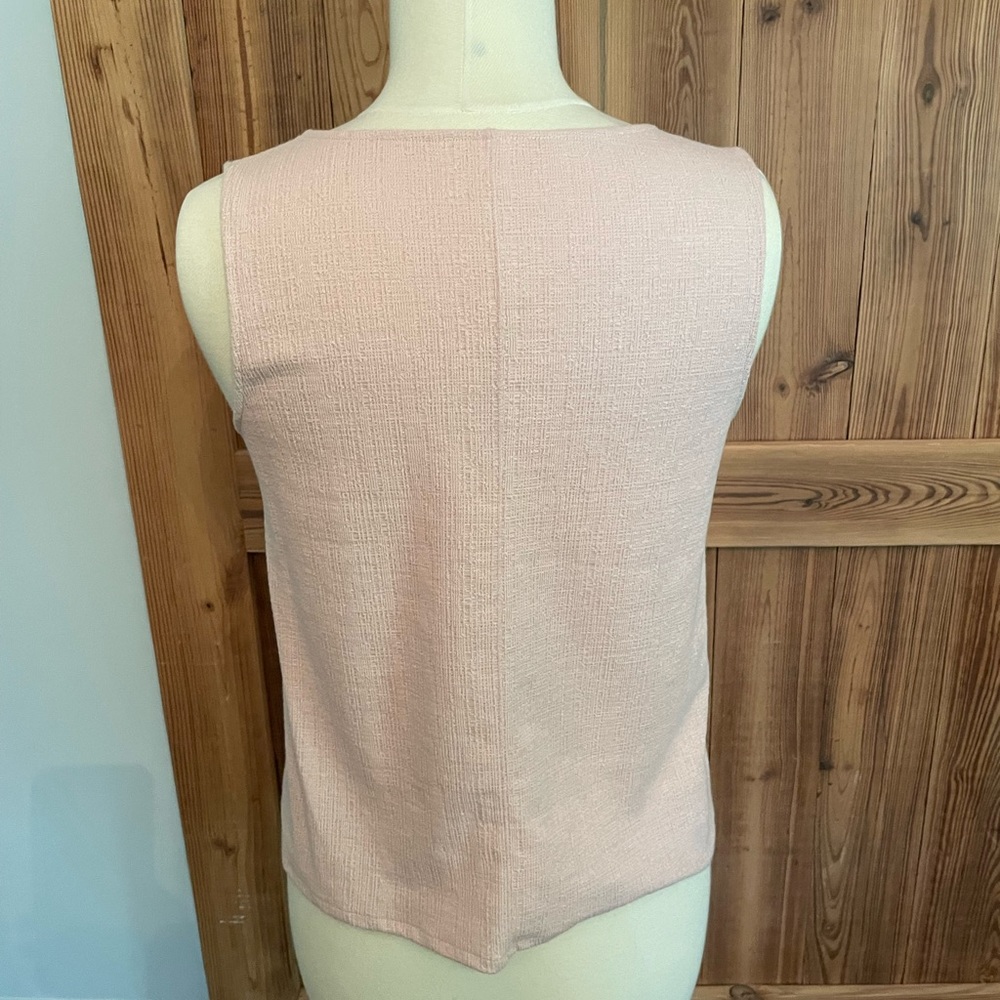 Button Down Tank - Picture 5 of 5